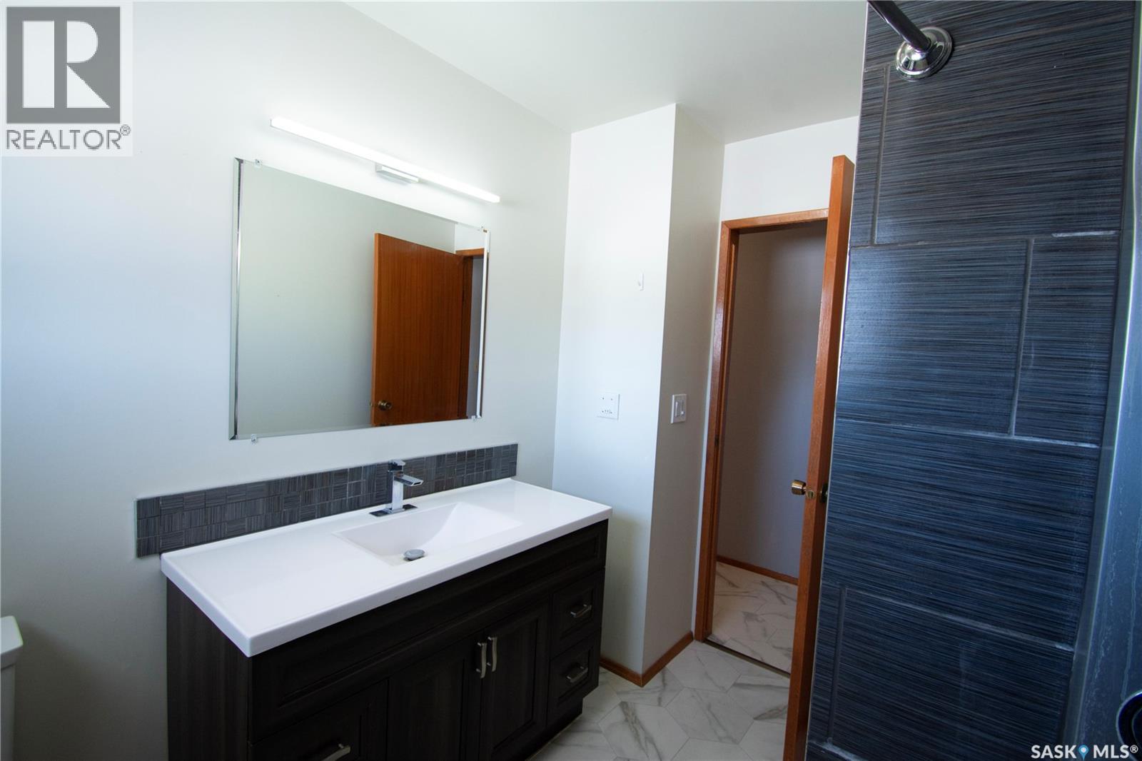410 Central AVENUE — photo 16