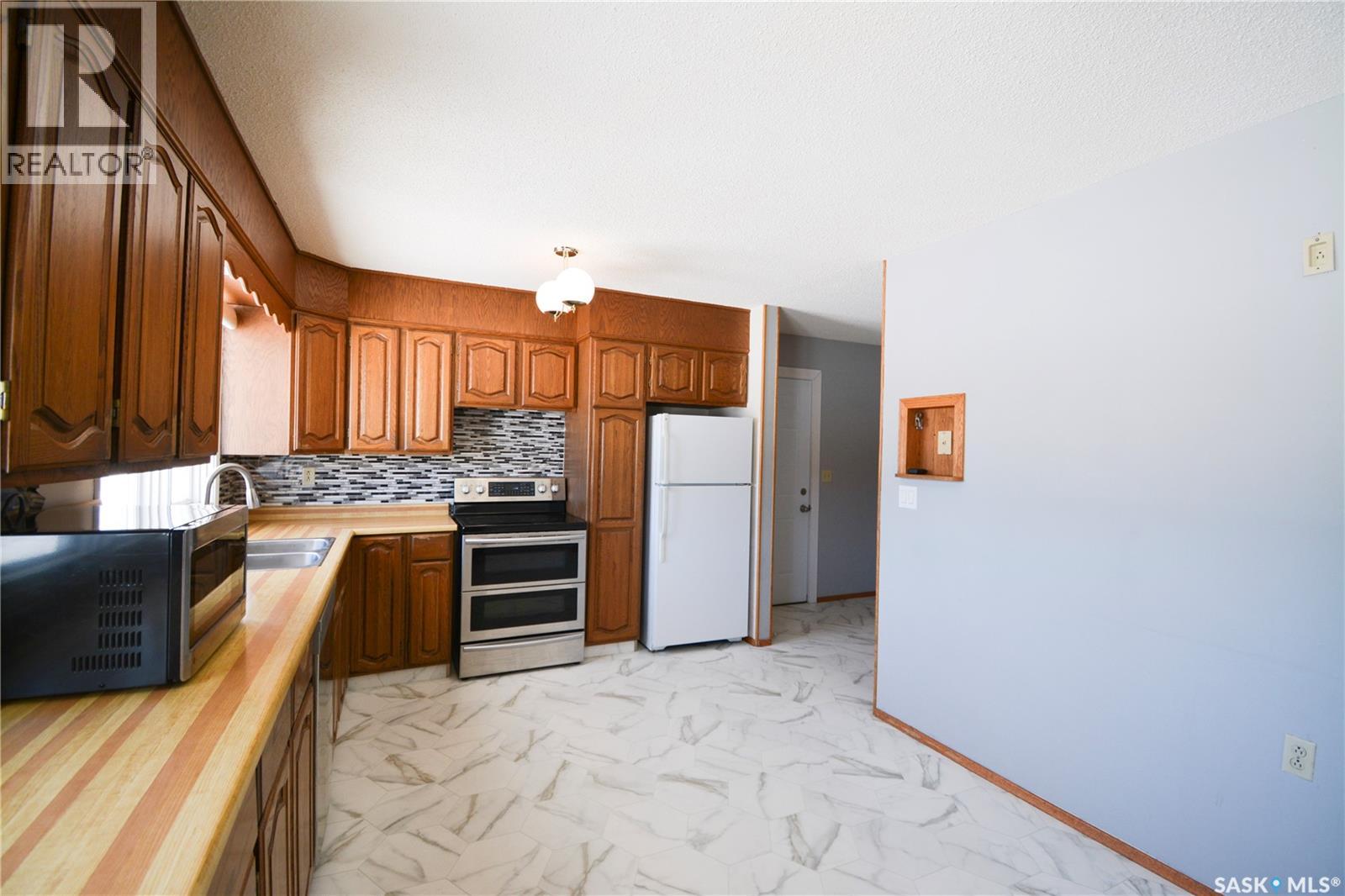 410 Central AVENUE — photo 9
