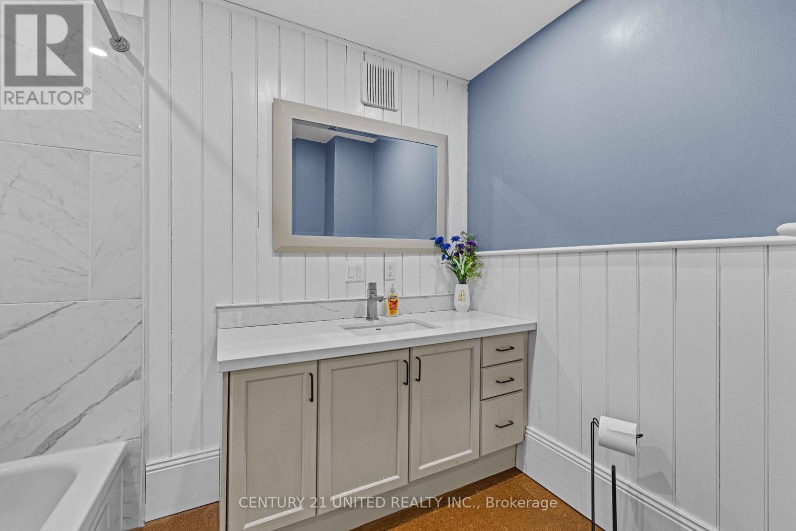 2 MCLEAN AVENUE - 15