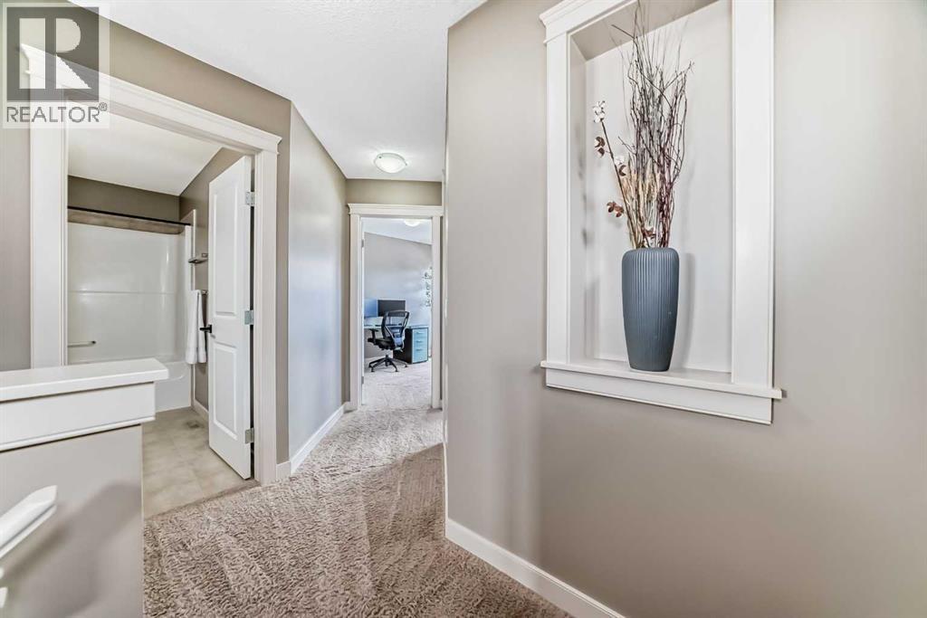 Single Family House for Sale in  Evanspark Road NW Evanston Calgary 