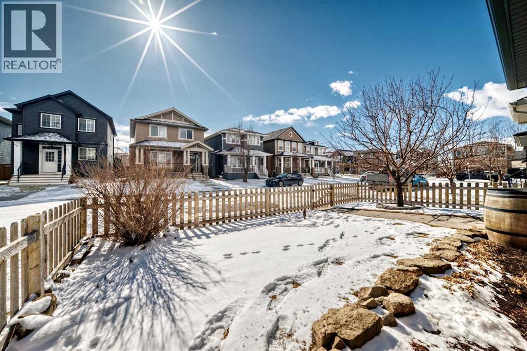 Single Family House for Sale in  Evanspark Road NW Evanston Calgary 