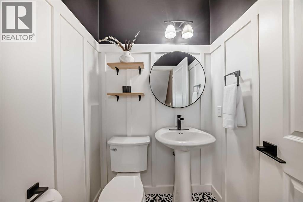 Single Family House for Sale in  Evanspark Road NW Evanston Calgary 