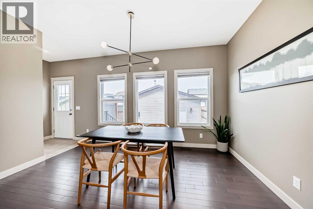 Single Family House for Sale in  Evanspark Road NW Evanston Calgary 