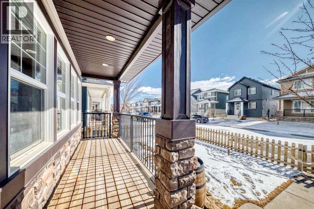 Single Family House for Sale in  Evanspark Road NW Evanston Calgary 