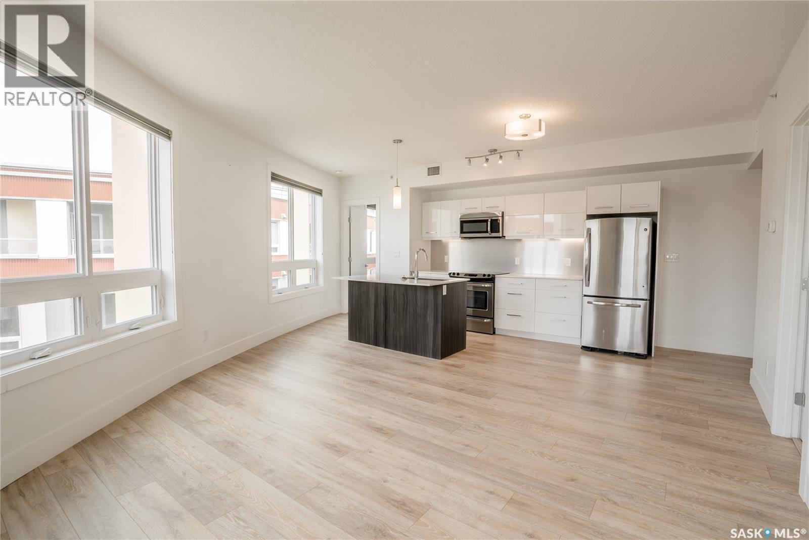 #403 409 B AVENUE S - Image 2