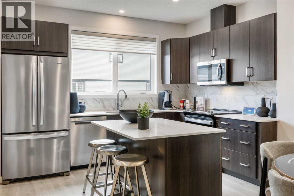 Single Family House for Sale in  Amblefield View NW Moraine Calgary 