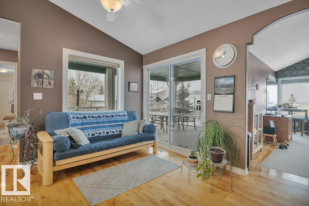 49317 RGE RD 245, Rural Leduc County