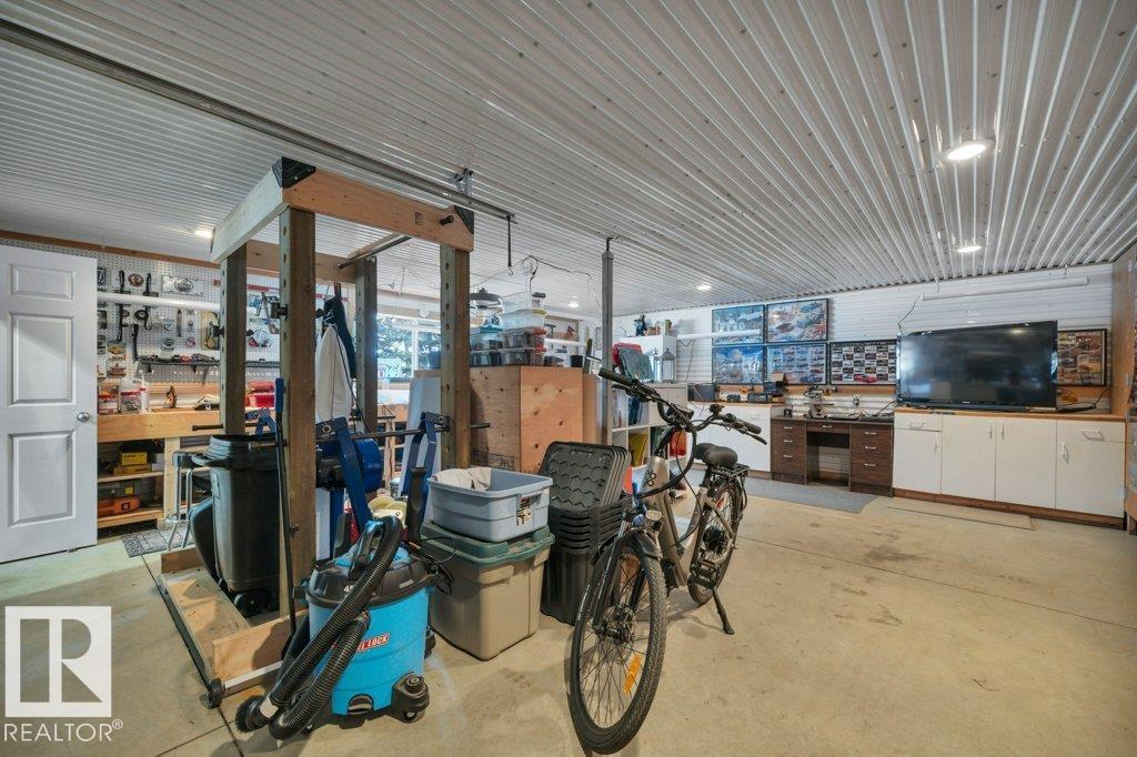 49317 RGE RD 245, Rural Leduc County