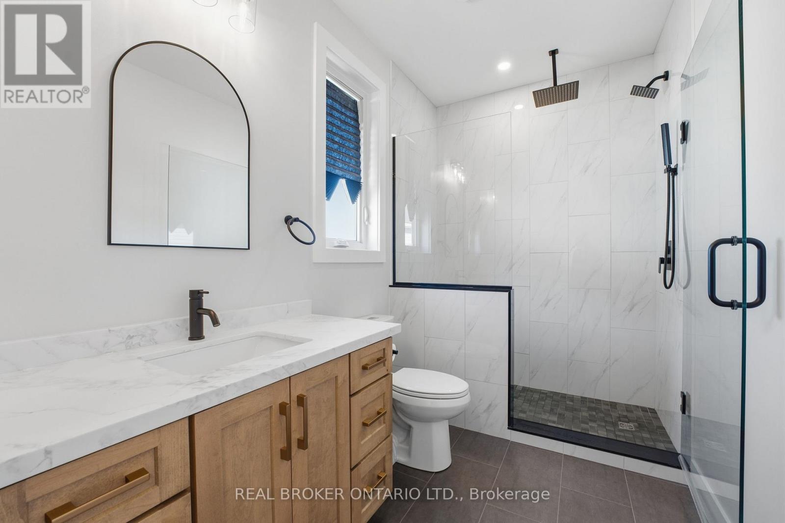 48 REBECCA DRIVE - 17