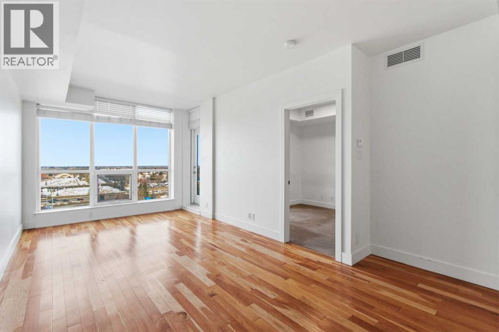 Single Family House for Sale in   Shawnee Hill SW Shawnee Slopes Calgary 