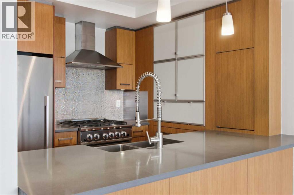 Single Family House for Sale in   Shawnee Hill SW Shawnee Slopes Calgary 