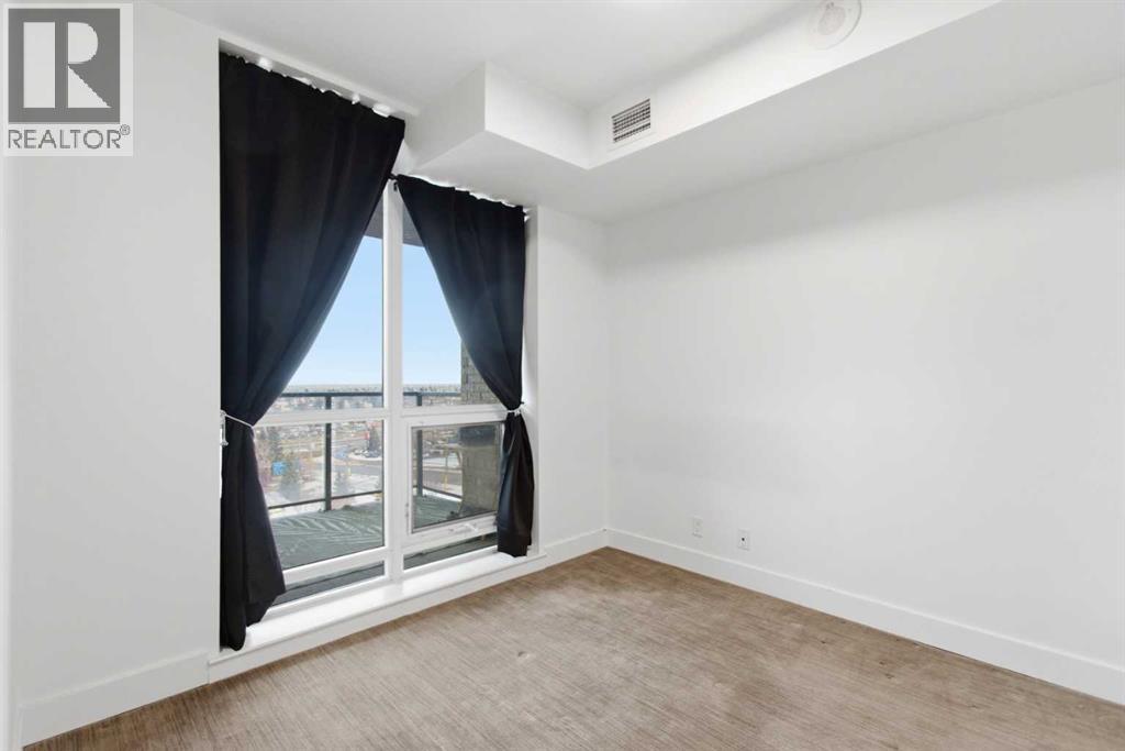 Single Family House for Sale in   Shawnee Hill SW Shawnee Slopes Calgary 