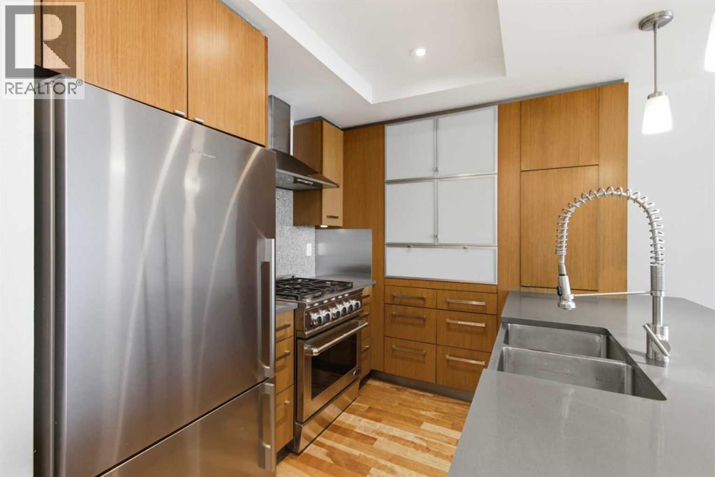 Single Family House for Sale in   Shawnee Hill SW Shawnee Slopes Calgary 