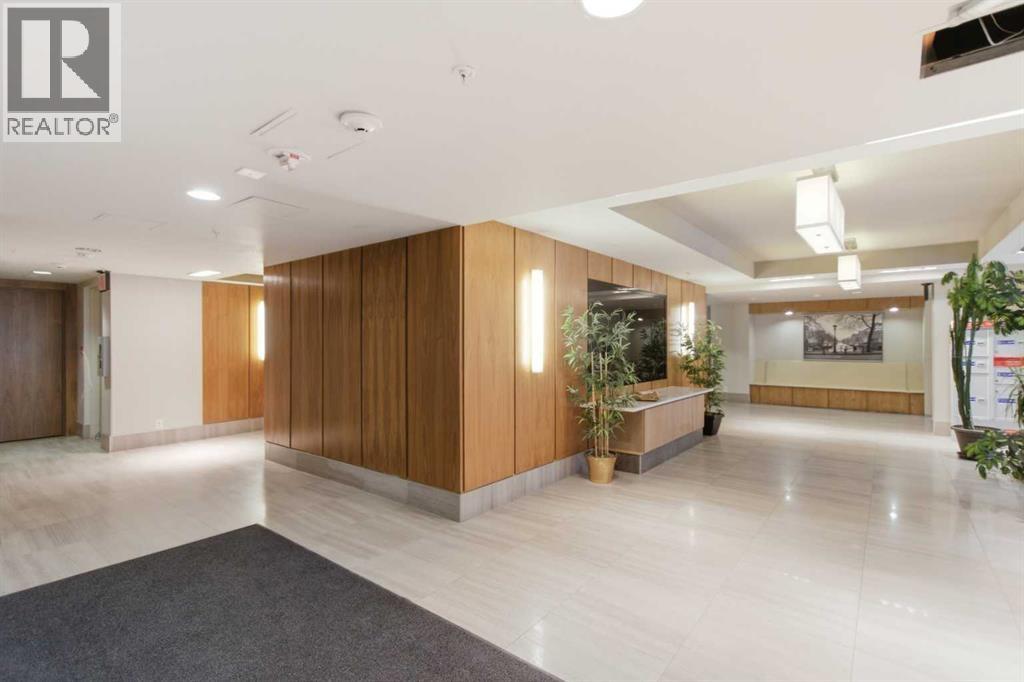 Single Family House for Sale in   Shawnee Hill SW Shawnee Slopes Calgary 