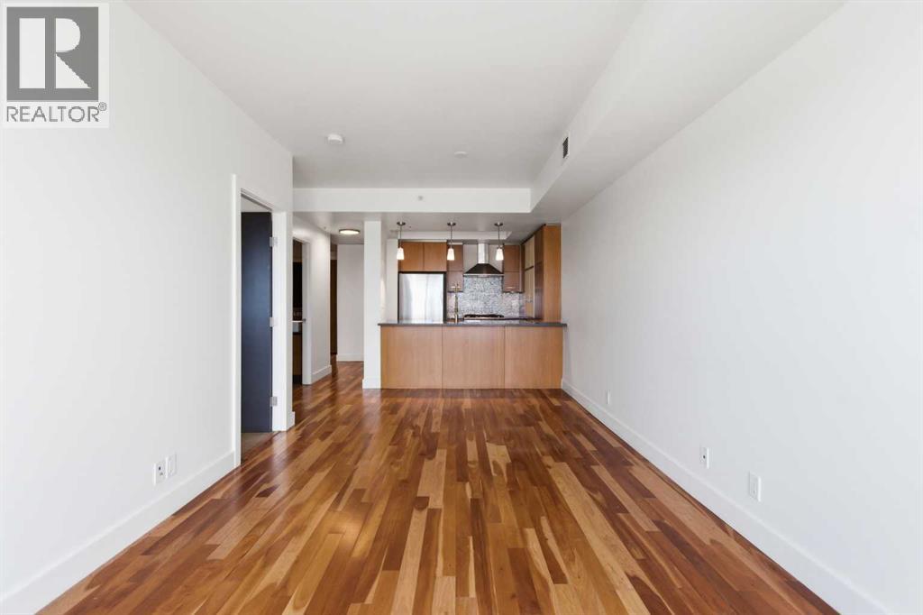 Single Family House for Sale in   Shawnee Hill SW Shawnee Slopes Calgary 