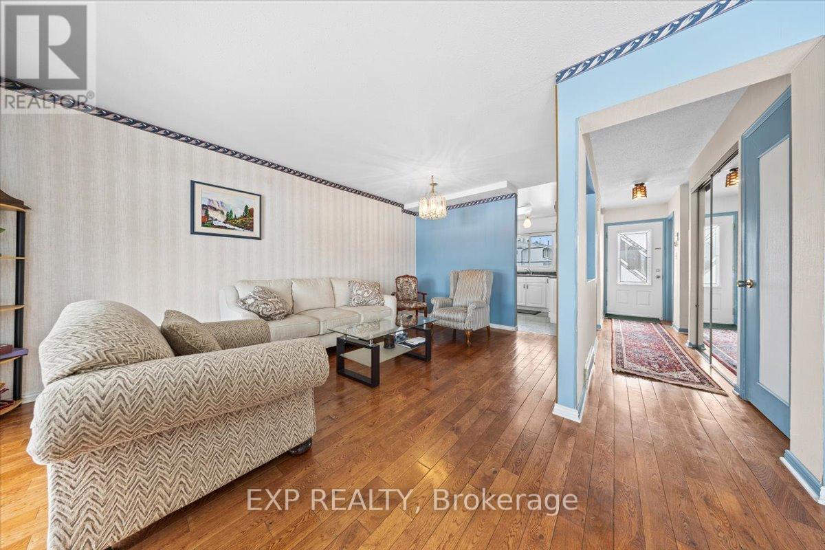 915 LAWNSBERRY DRIVE - 11