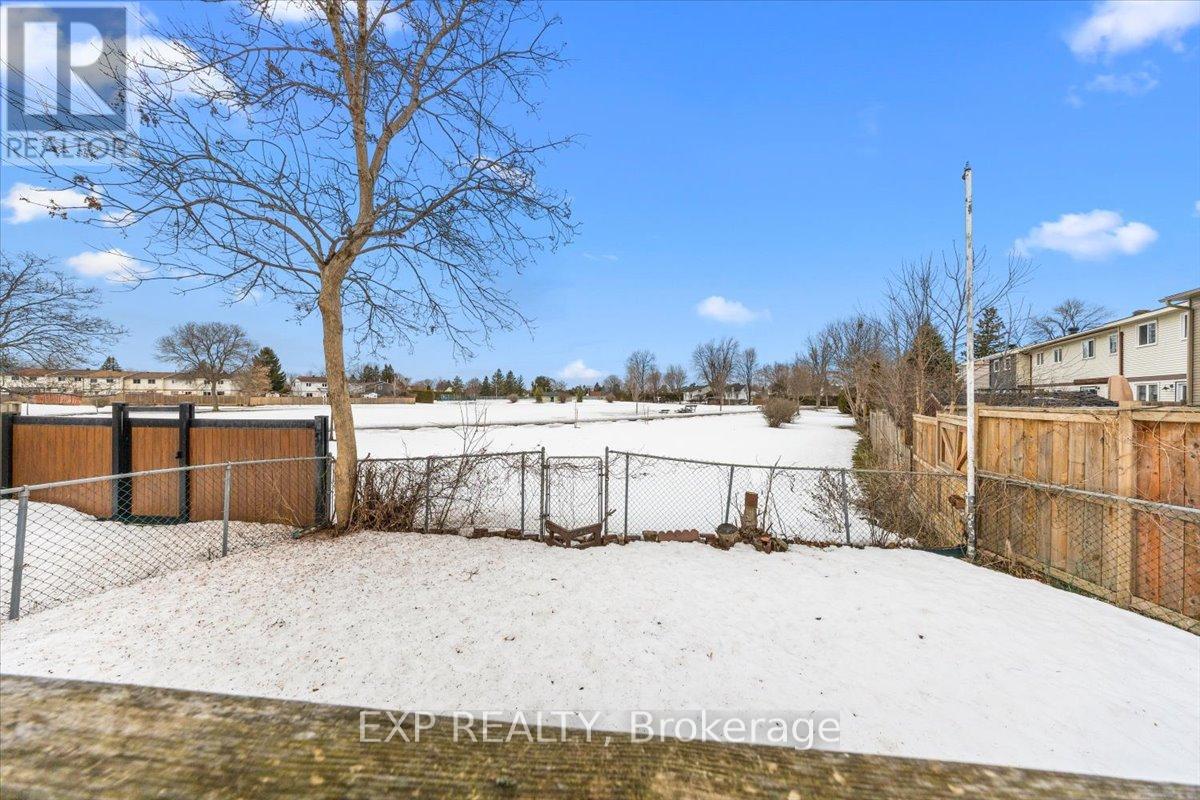 915 LAWNSBERRY DRIVE - 30