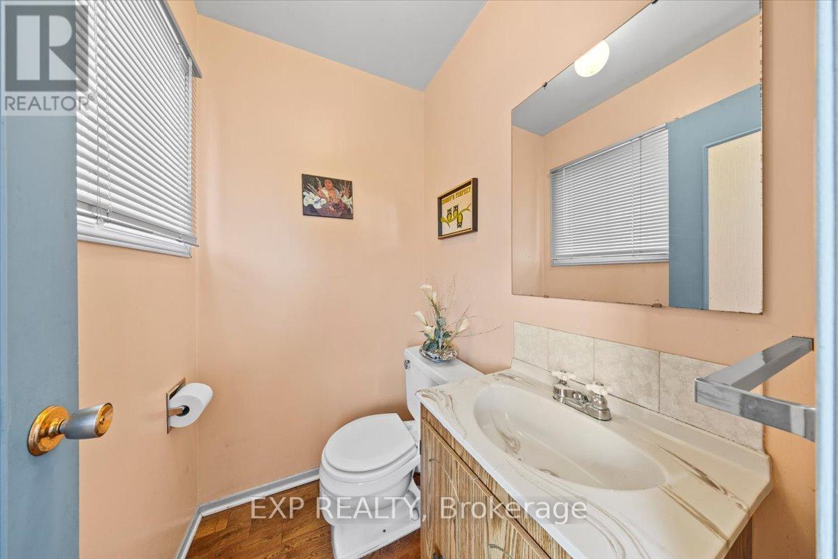 915 LAWNSBERRY DRIVE - 5
