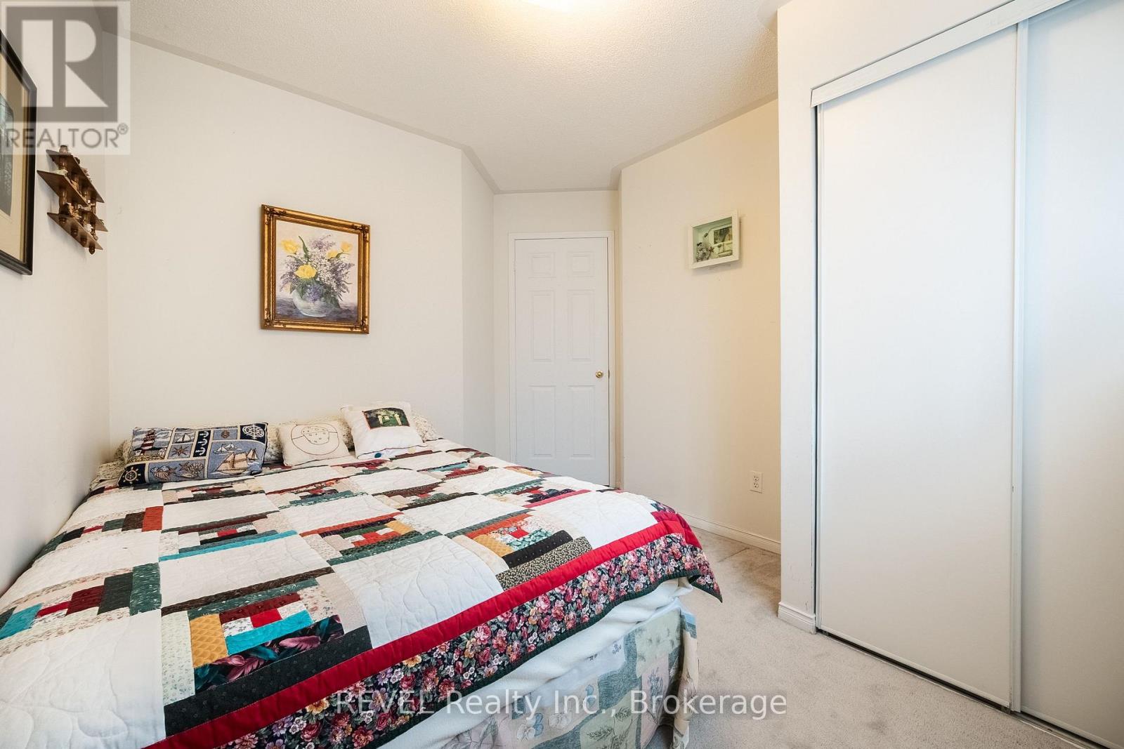 86 MADISON COURT W - 20