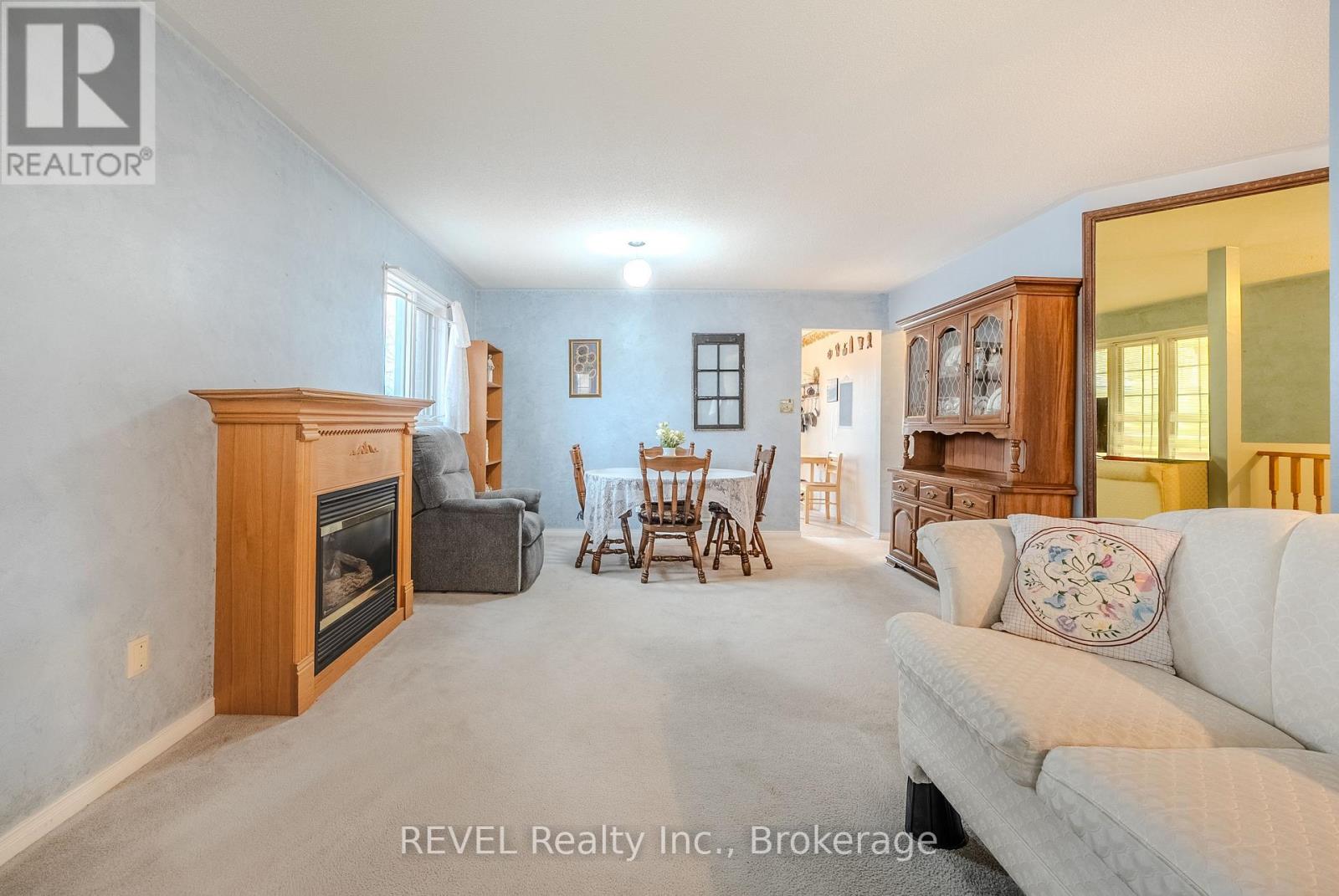 86 MADISON COURT W - 9