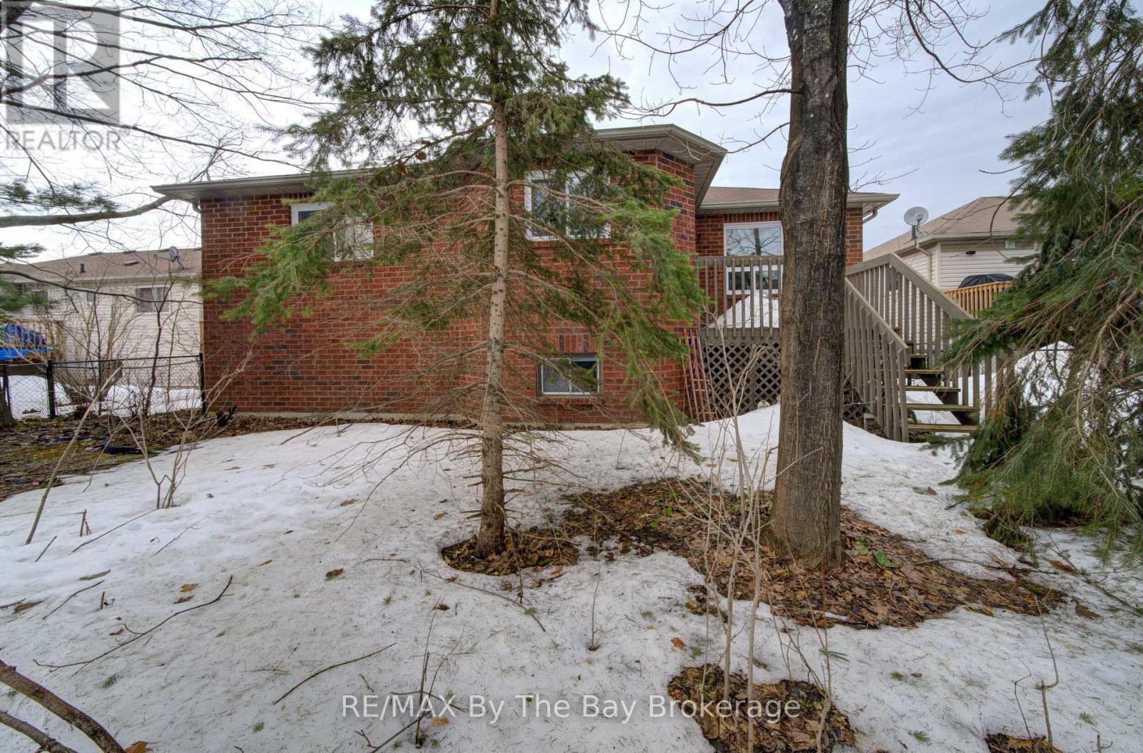 26 BROUWER CRESCENT
