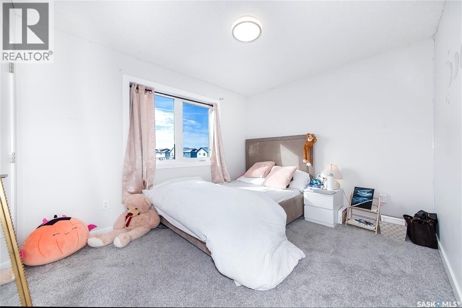 4166 Diefenbaker DRIVE - 21