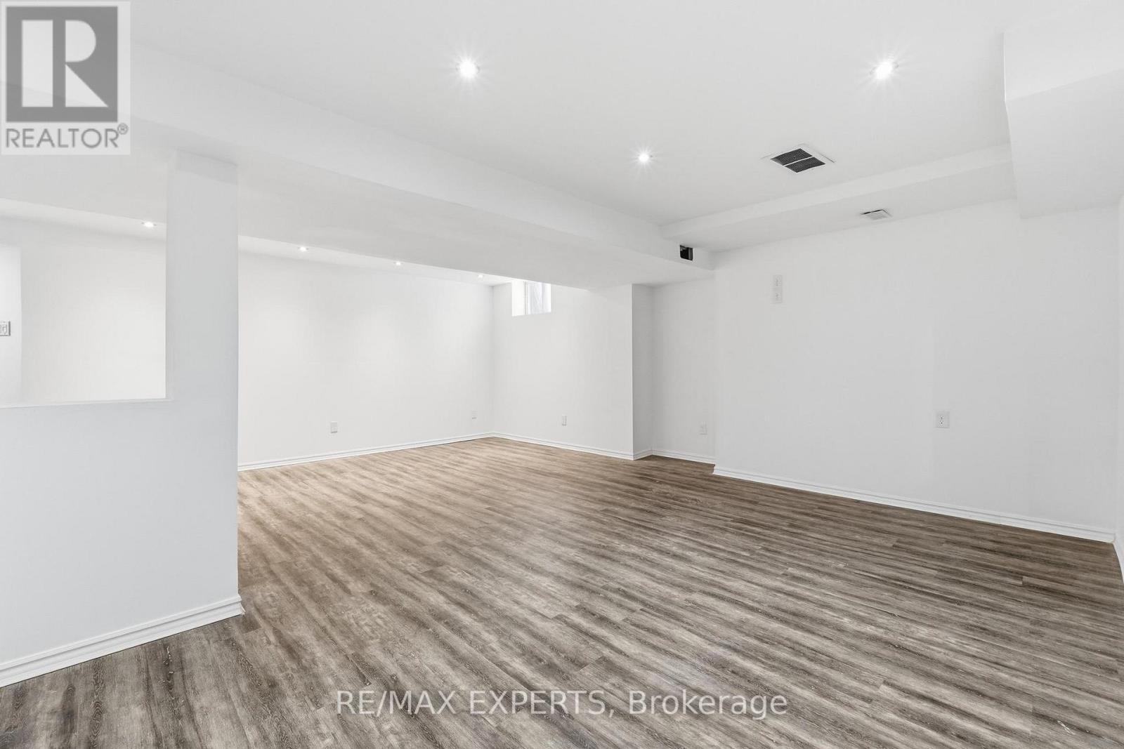 165 SPROULE DRIVE - 44