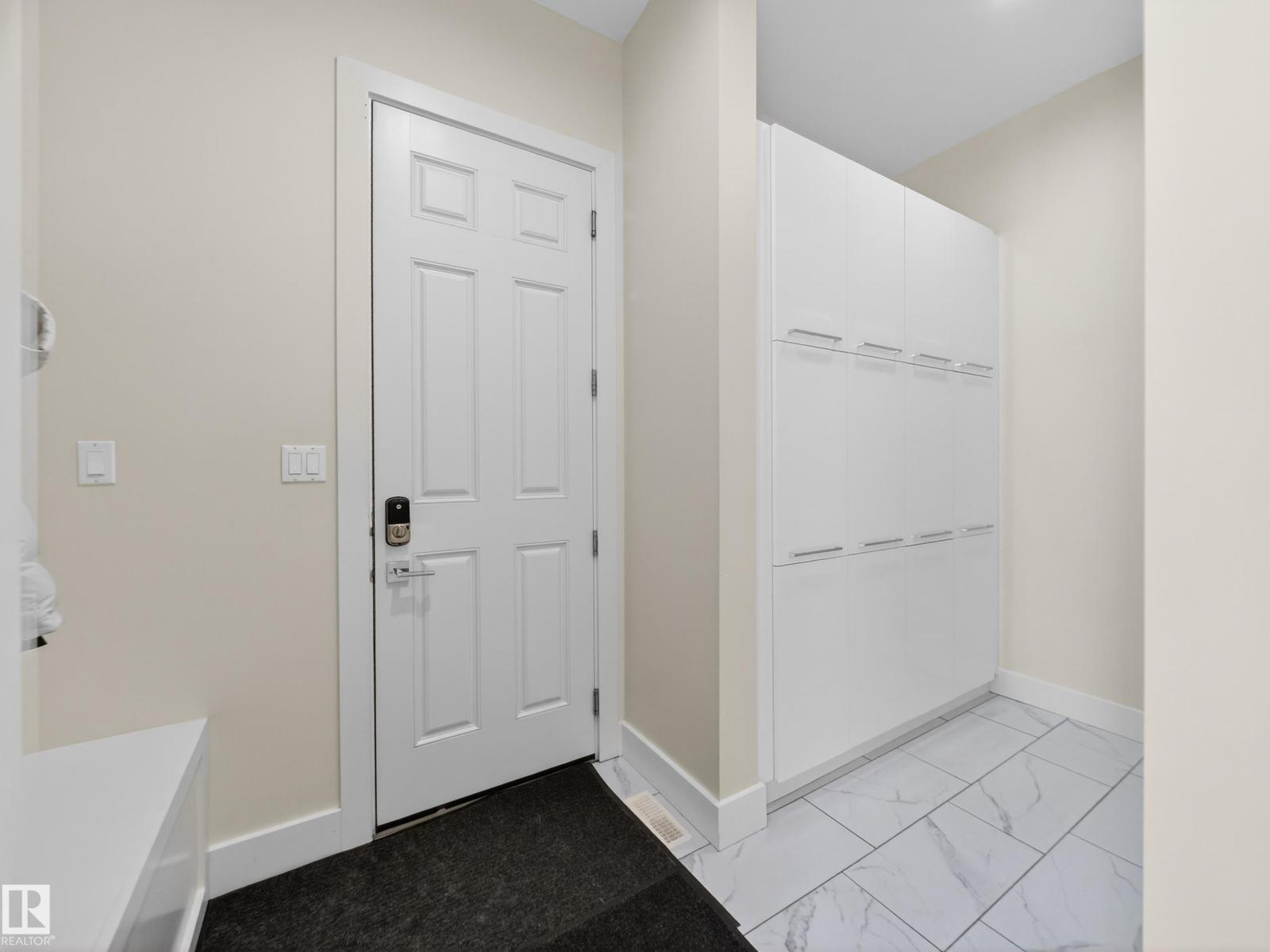 1121 WAHL PL NW, Edmonton