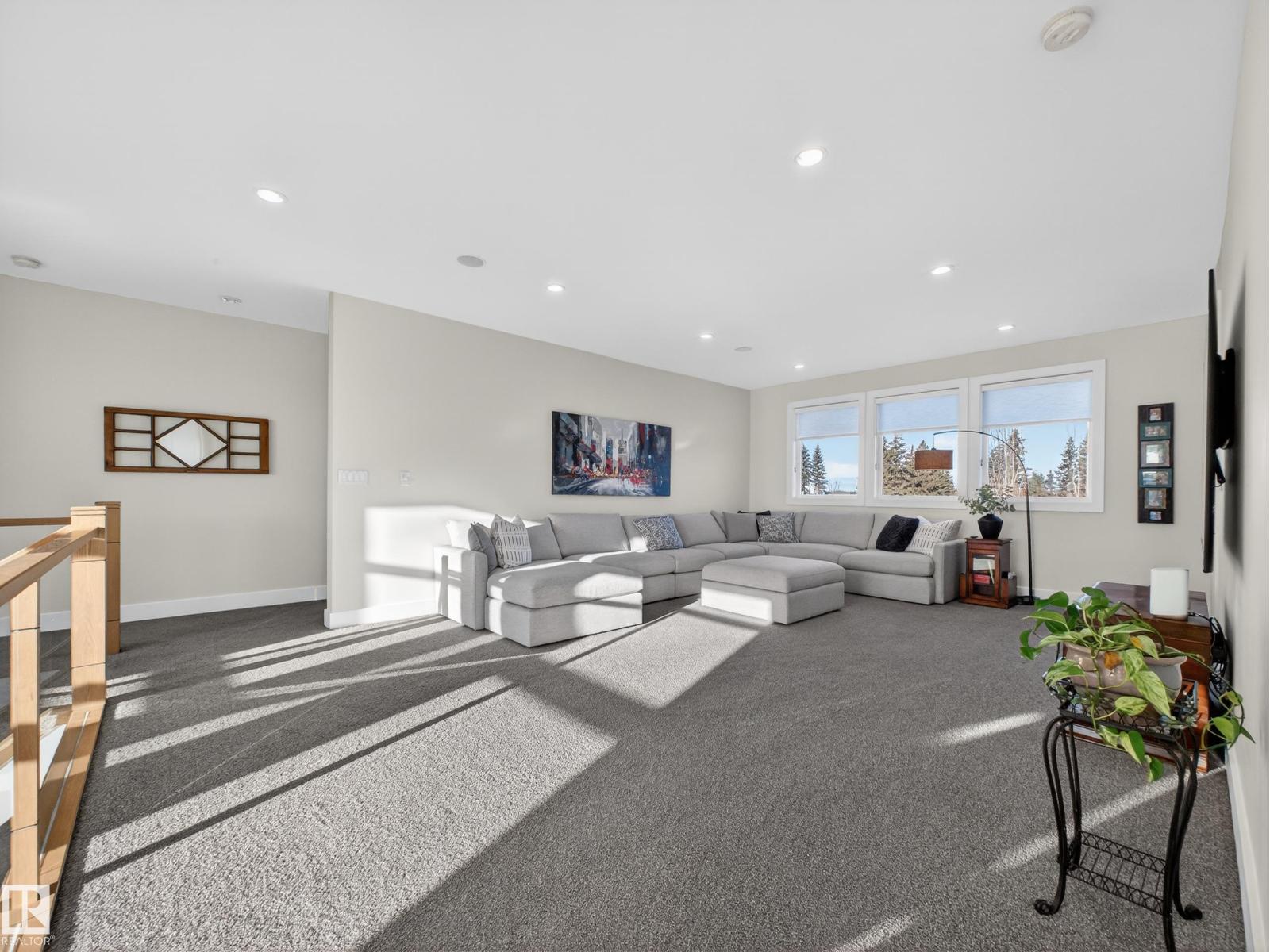 1121 WAHL PL NW, Edmonton