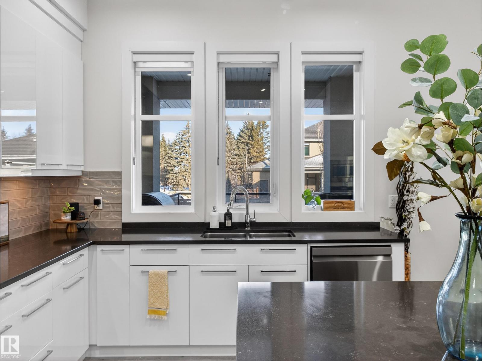 1121 WAHL PL NW, Edmonton