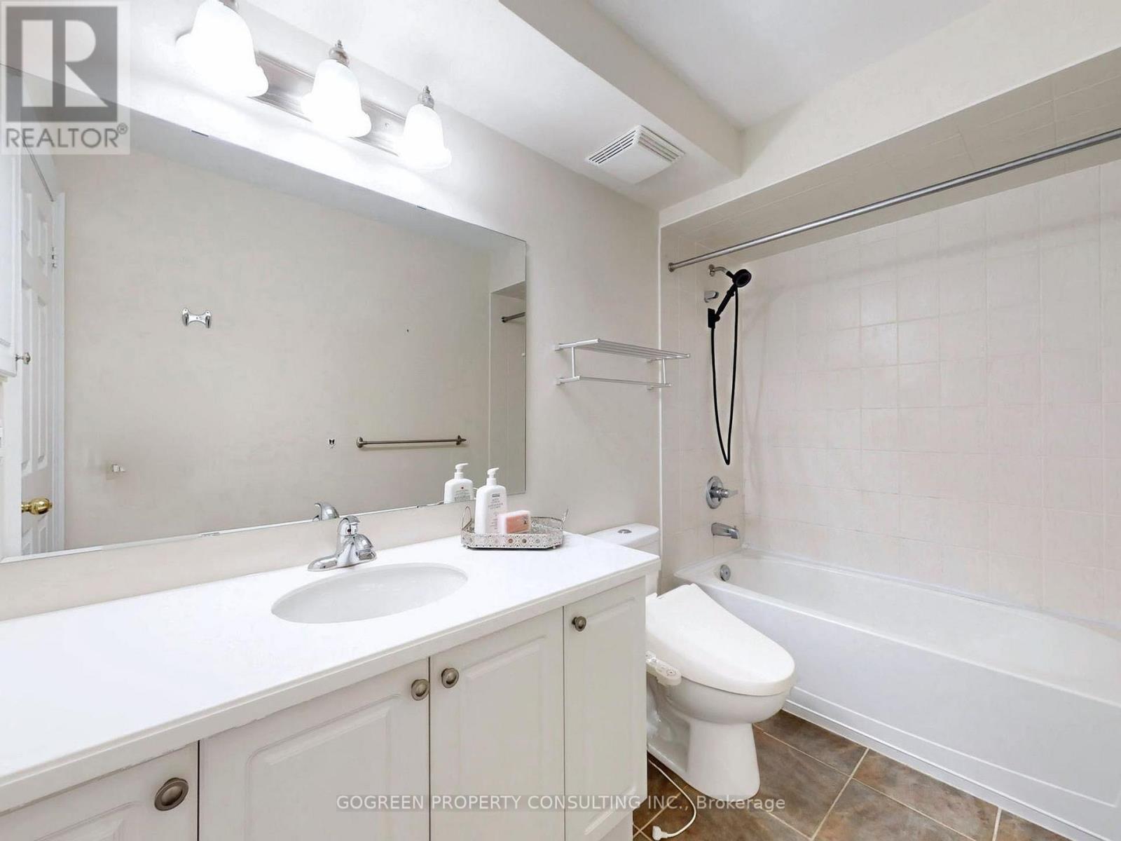 20 BONNYCASTLE ROAD - 36