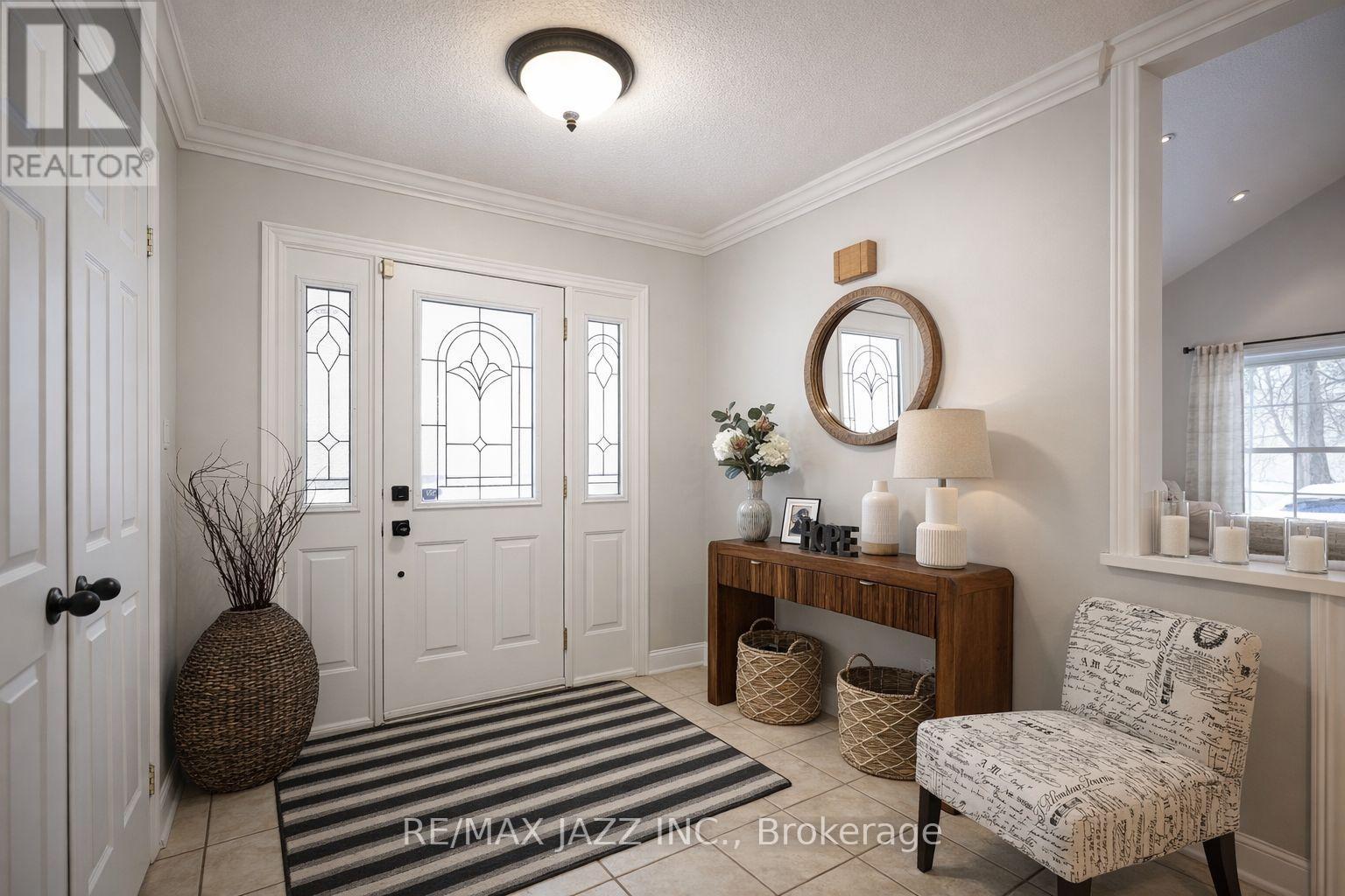 1086 SOMERVILLE STREET - 2