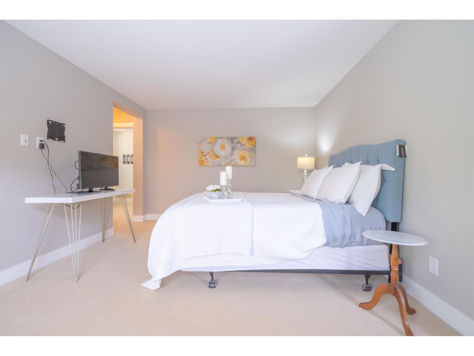 23 15885 26 AVENUE, Surrey