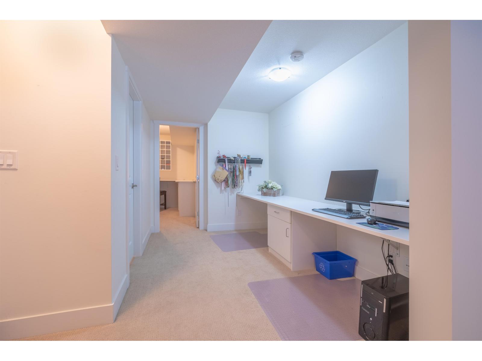 23 15885 26 AVENUE, Surrey