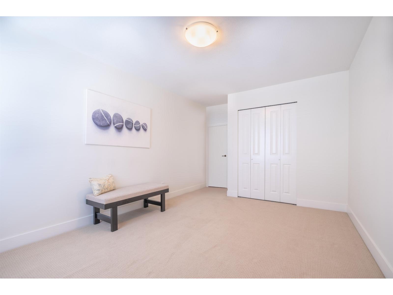 23 15885 26 AVENUE, Surrey