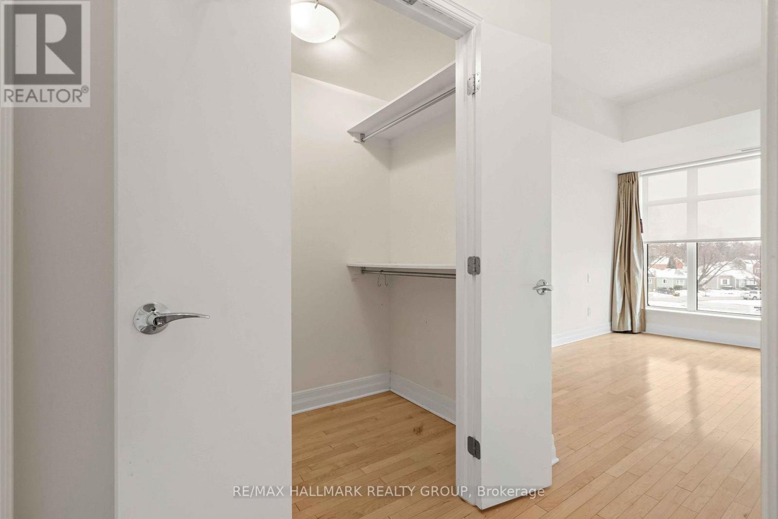 302 - 75 CLEARY AVENUE — photo 23