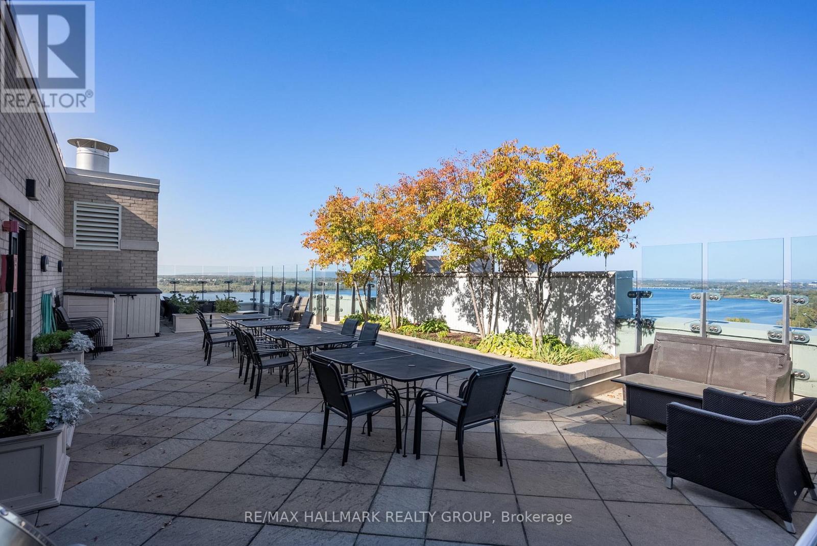 302 - 75 CLEARY AVENUE — photo 30