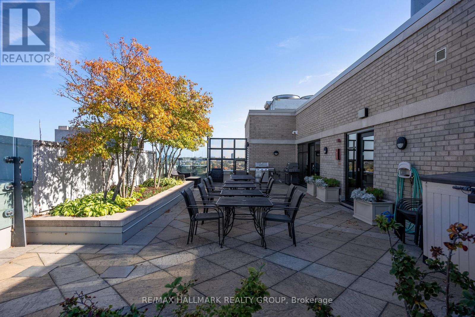 302 - 75 CLEARY AVENUE — photo 31