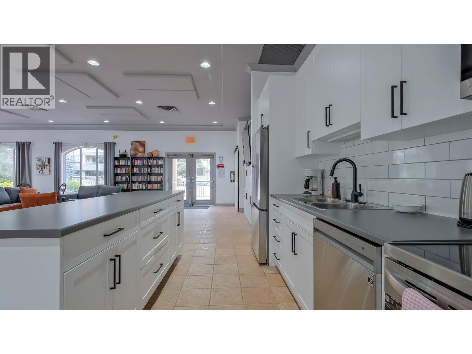 1962 Enterprise Way Unit# 411, Kelowna