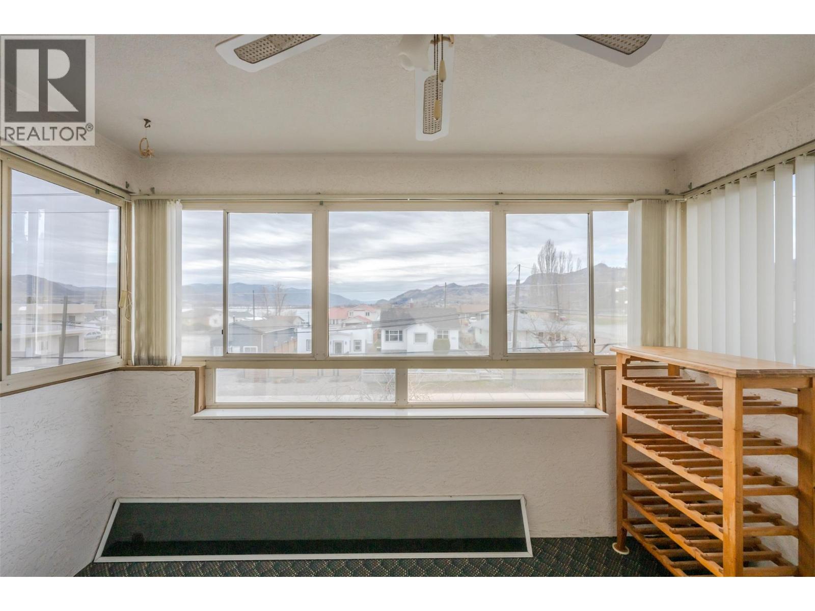 8302 68 Avenue Unit# 301, Osoyoos