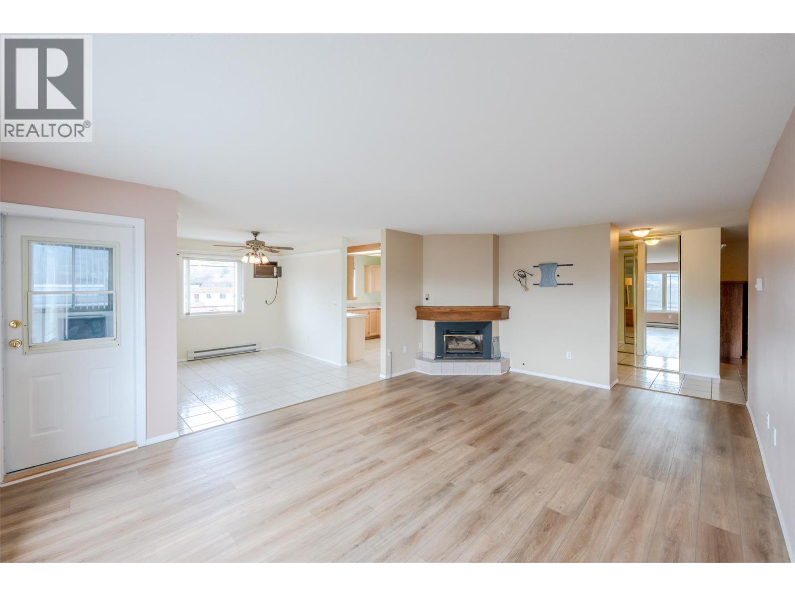 8302 68 Avenue Unit# 301, Osoyoos