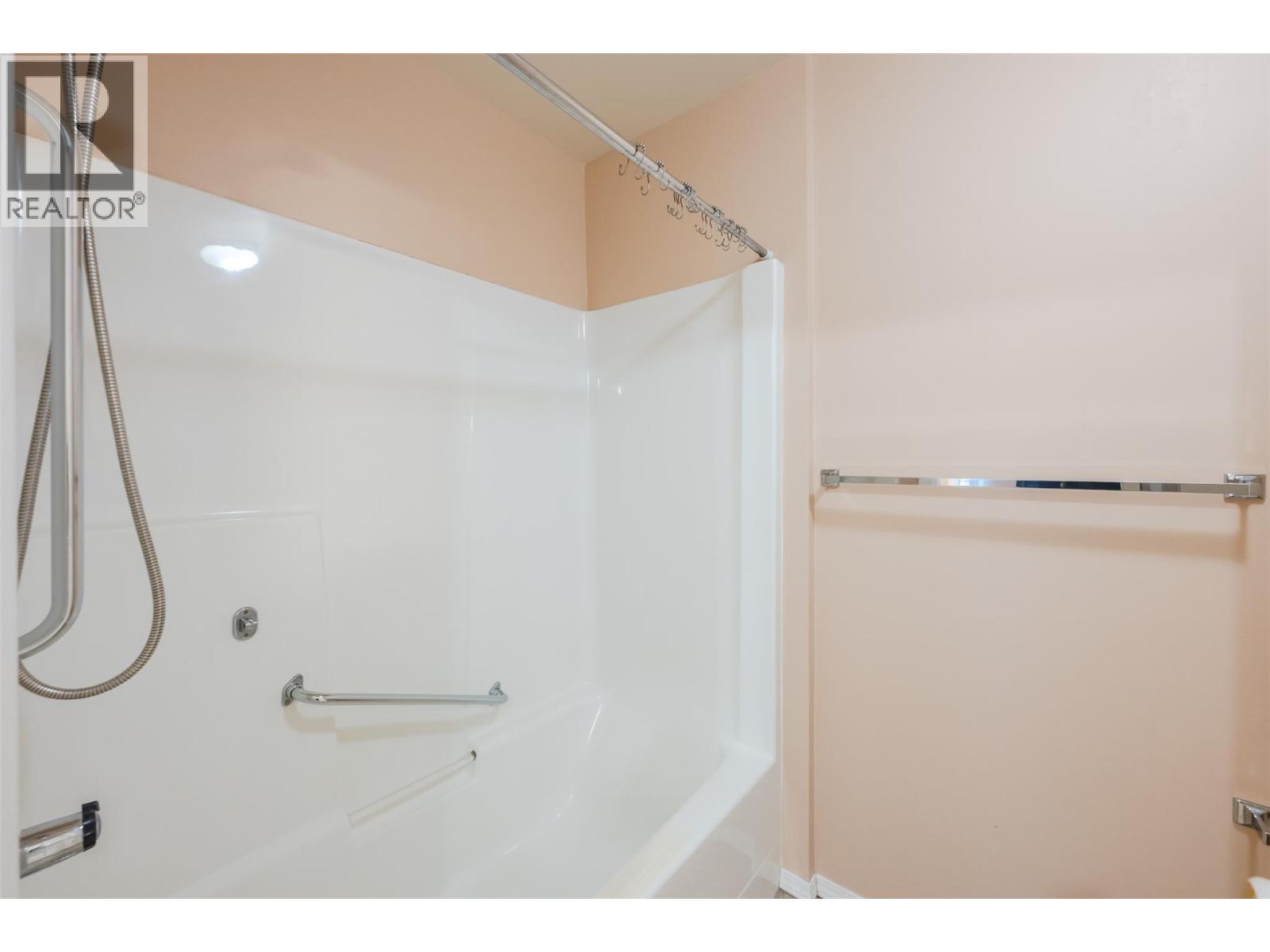 8302 68 Avenue Unit# 301, Osoyoos