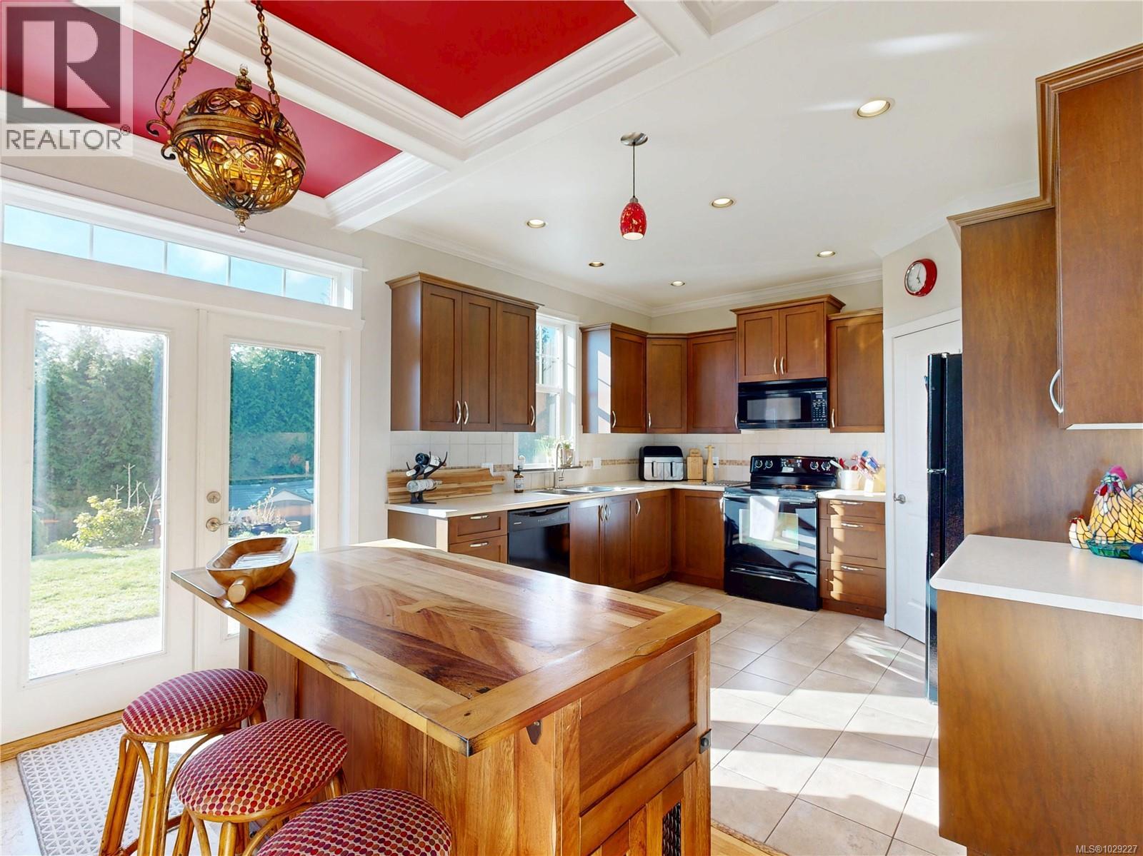  6483 Cedarview Place, Sooke