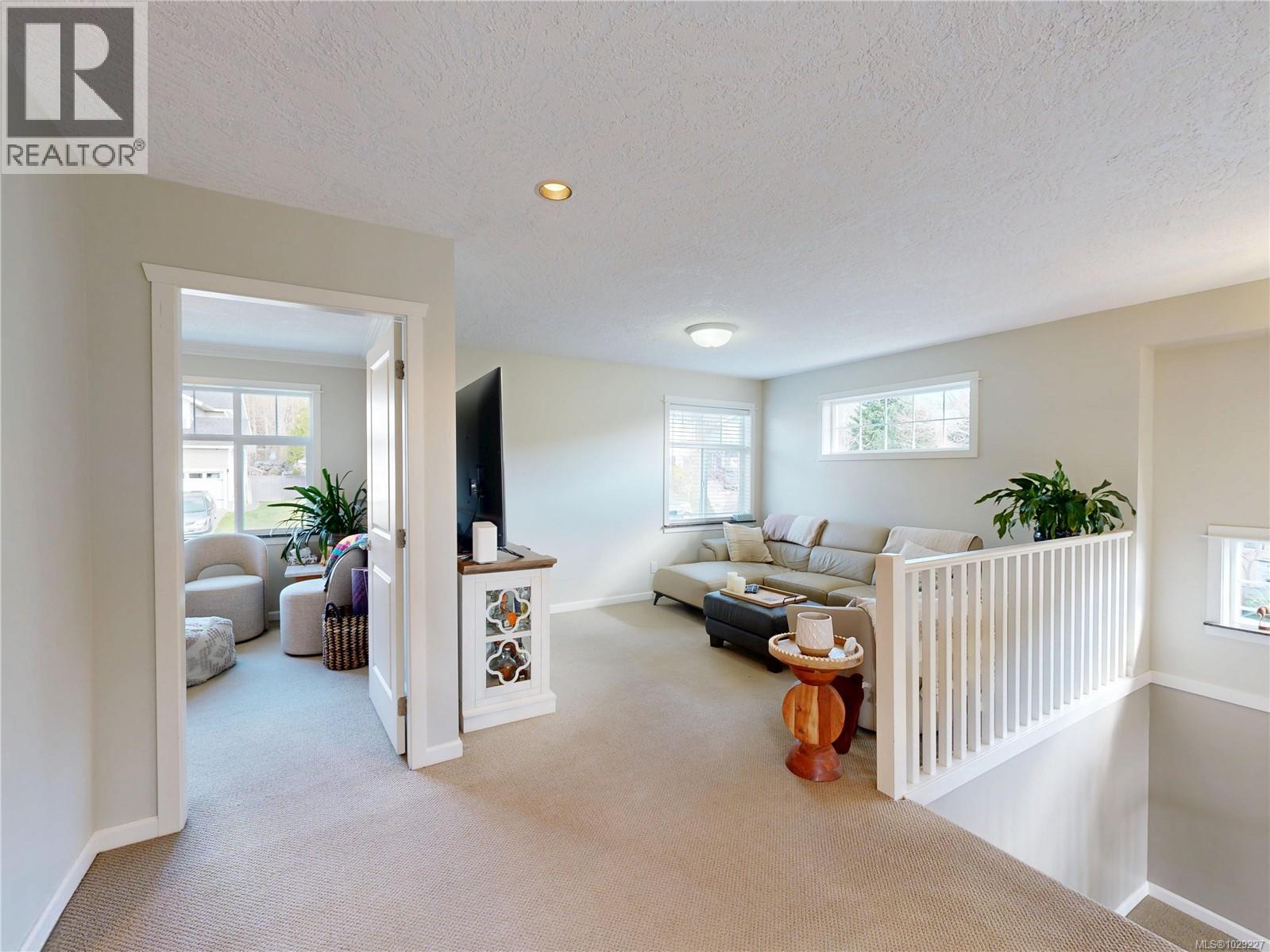  6483 Cedarview Place, Sooke