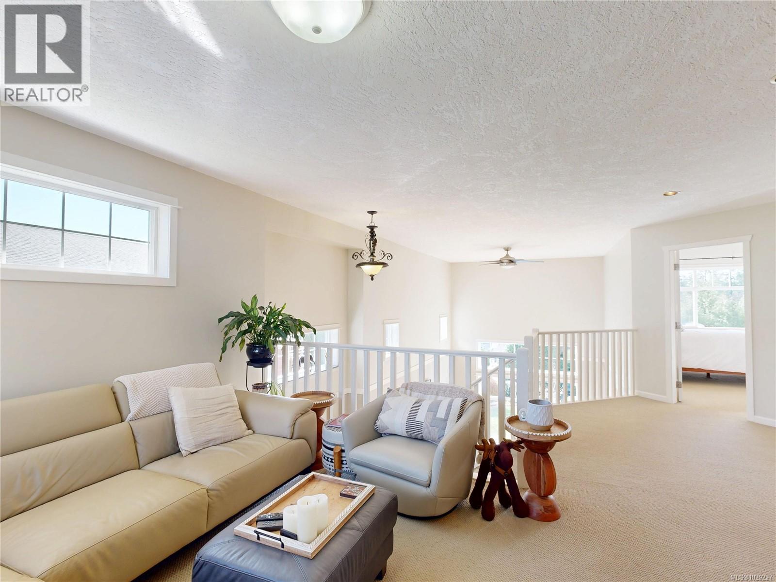  6483 Cedarview Place, Sooke