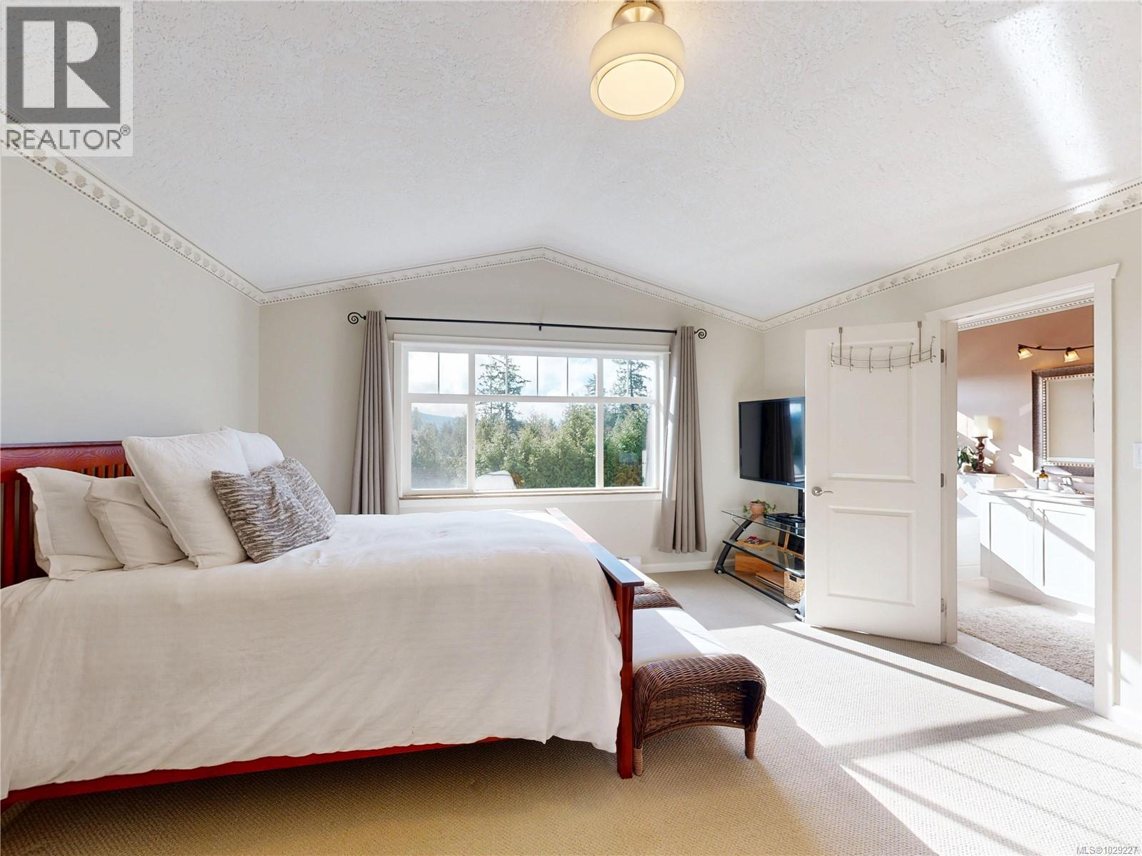  6483 Cedarview Place, Sooke