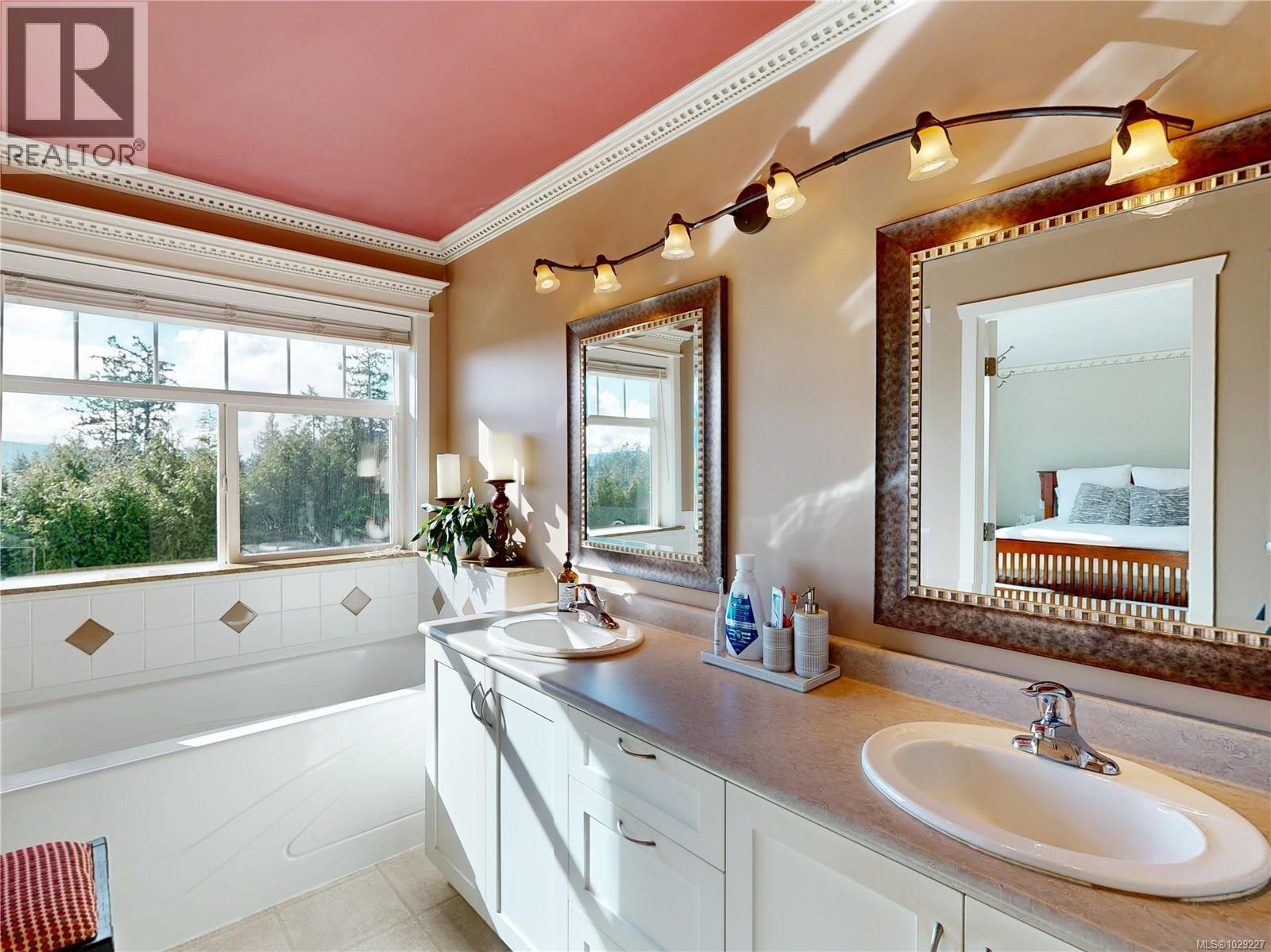  6483 Cedarview Place, Sooke