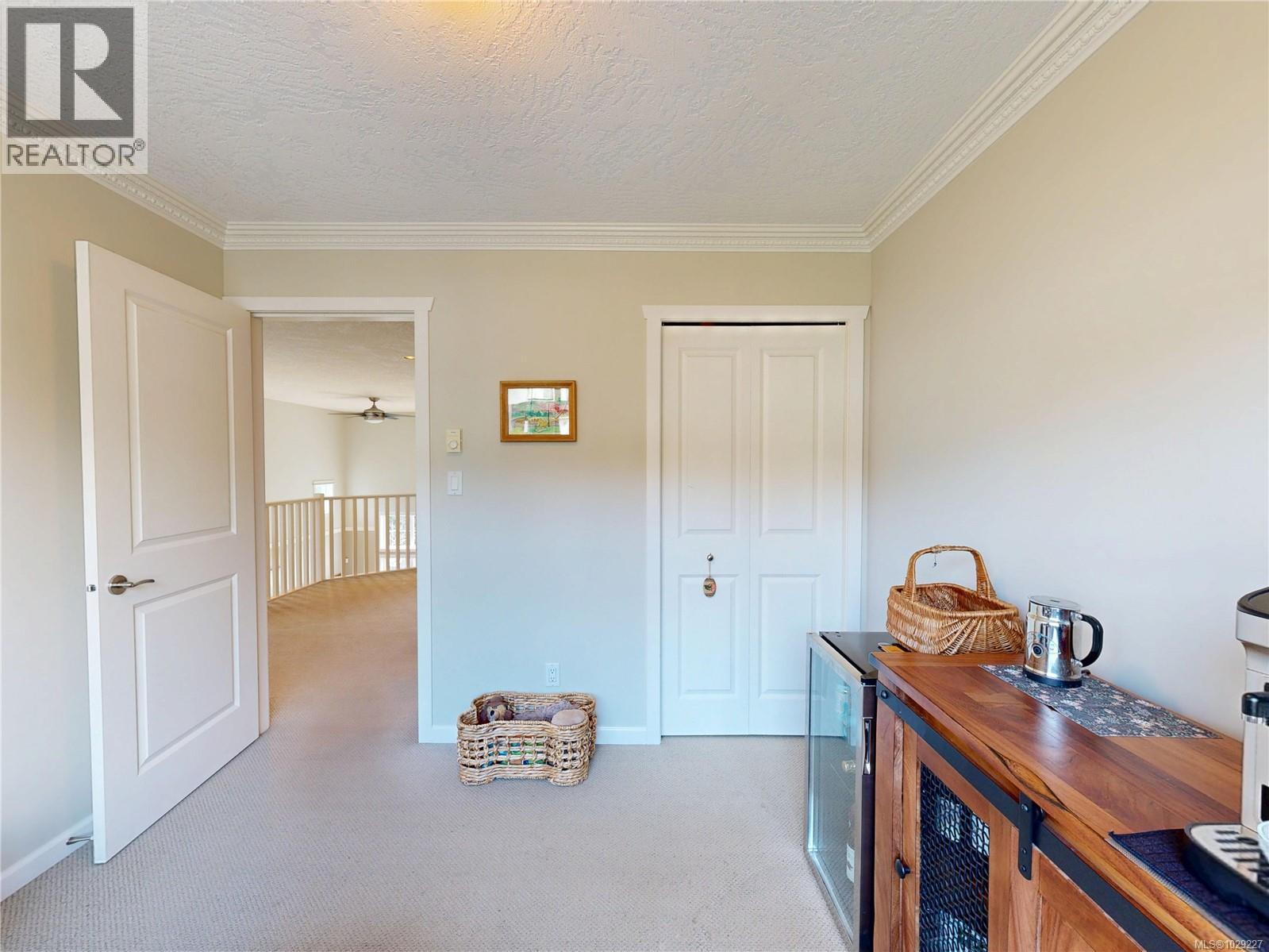  6483 Cedarview Place, Sooke