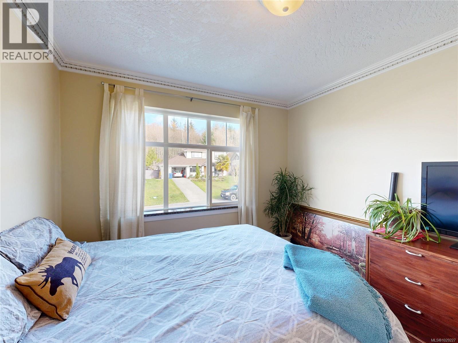  6483 Cedarview Place, Sooke