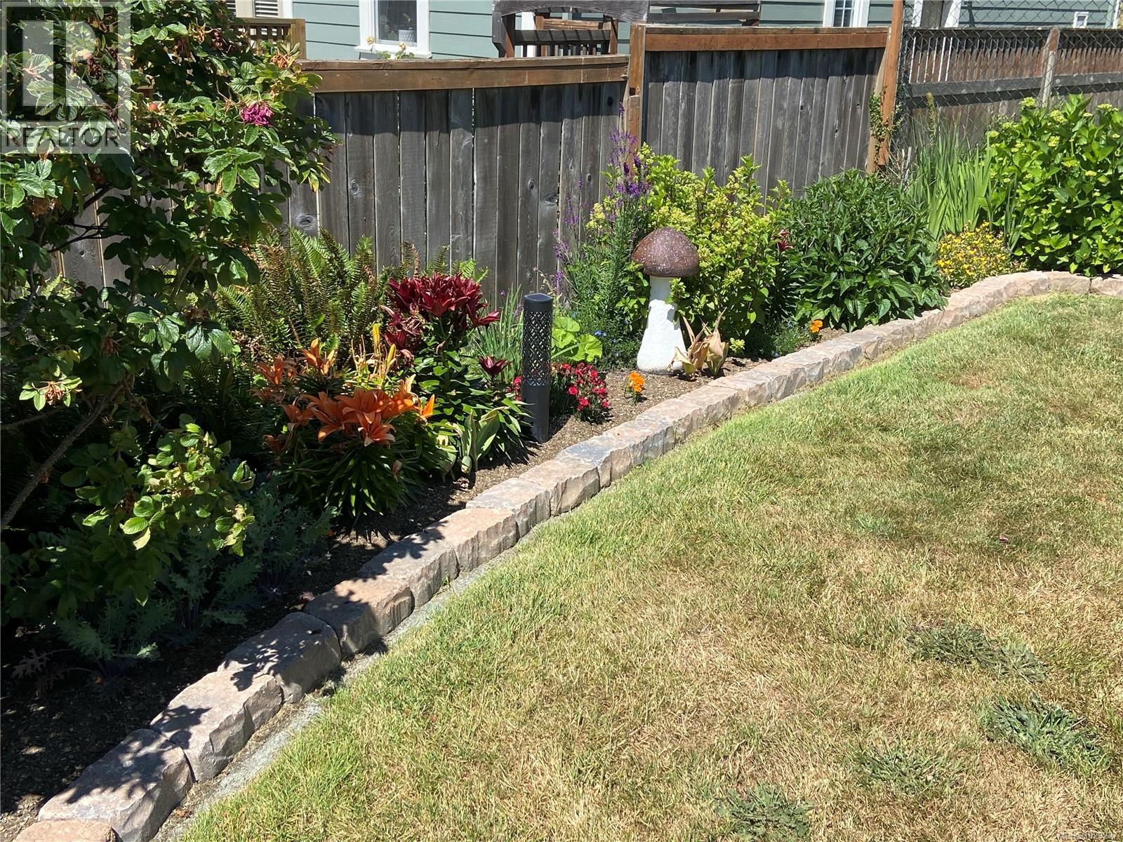  6483 Cedarview Place, Sooke